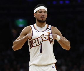 👀专家：布克不配拿七千万年薪 他当不了核心更像是球队的补充