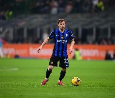 米体：利雅得新月计划为巴雷拉开3500万欧年薪，但他只想留在国米